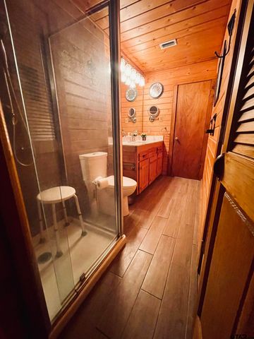 101 PR 5568, Alba, TX 75410