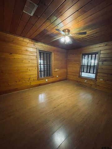 101 PR 5568, Alba, TX 75410