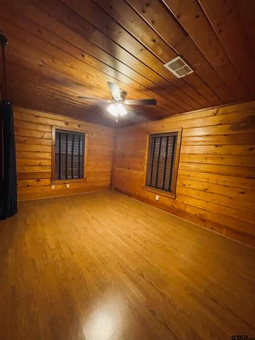 101 PR 5568, Alba, TX 75410