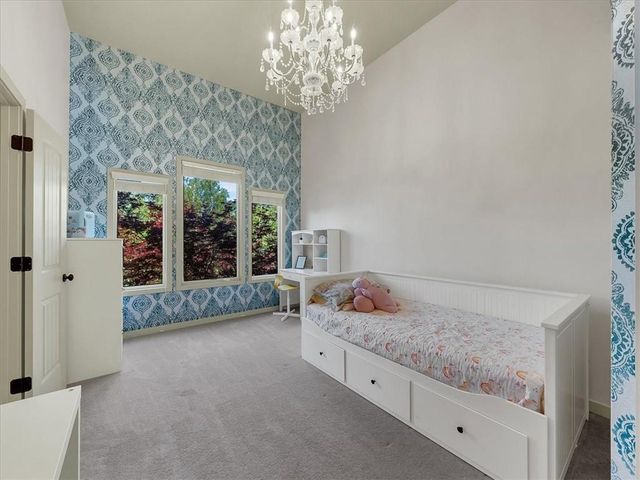 24165 W 112th Place, Olathe, KS 66061