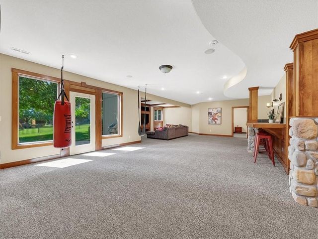 24165 W 112th Place, Olathe, KS 66061