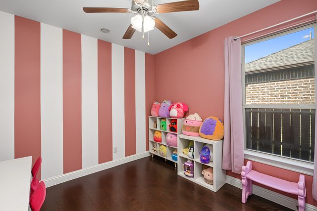 401 Middleton Drive, Roanoke, TX 76262