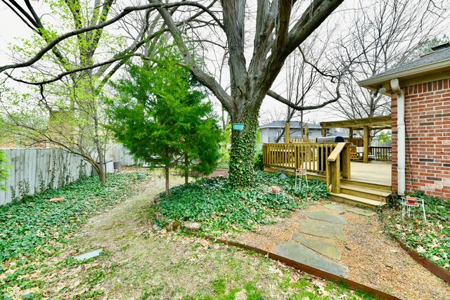 8518 Lockwood Place, Indianapolis, IN 46217