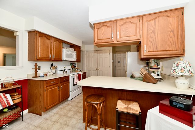 8518 Lockwood Place, Indianapolis, IN 46217