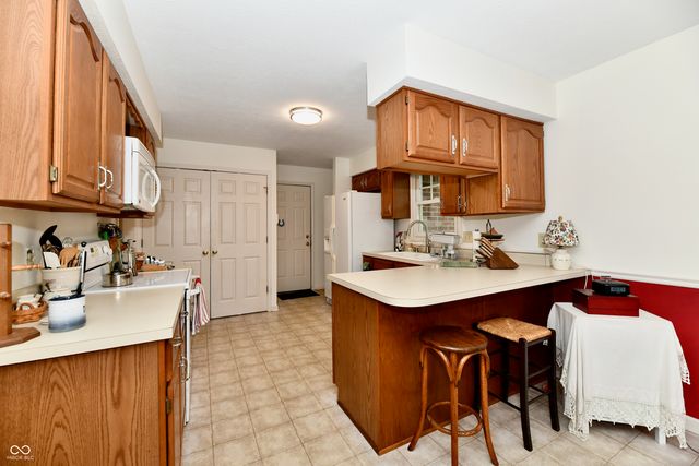 8518 Lockwood Place, Indianapolis, IN 46217