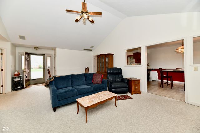 8518 Lockwood Place, Indianapolis, IN 46217