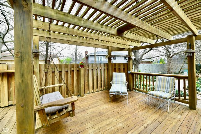 8518 Lockwood Place, Indianapolis, IN 46217