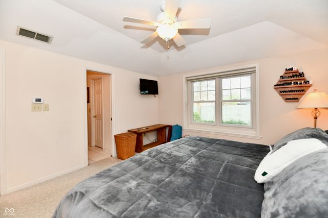 8518 Lockwood Place, Indianapolis, IN 46217