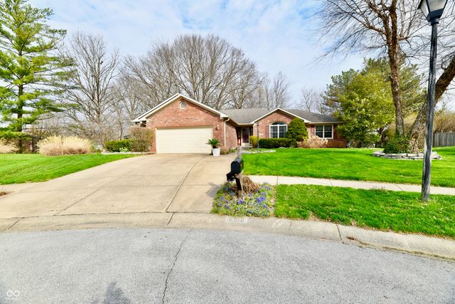 8518 Lockwood Place, Indianapolis, IN 46217