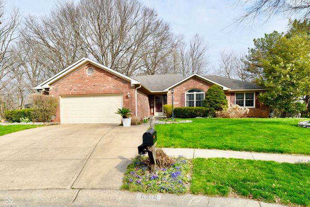 8518 Lockwood Place, Indianapolis, IN 46217