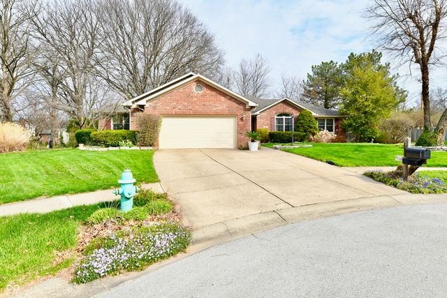 8518 Lockwood Place, Indianapolis, IN 46217