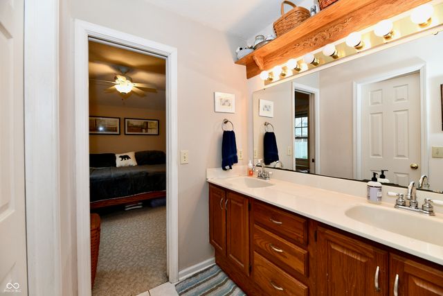 8518 Lockwood Place, Indianapolis, IN 46217