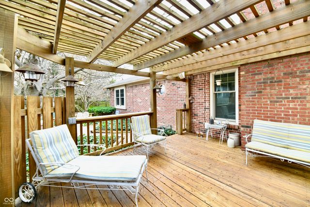 8518 Lockwood Place, Indianapolis, IN 46217