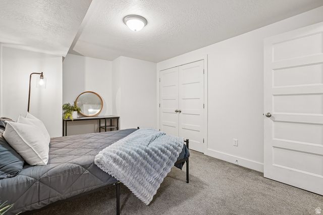 10083 S QUEENS FERRY DR., South Jordan, UT 84009