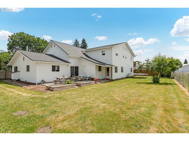 2395 88TH Ave Ne, Salem, OR 97305