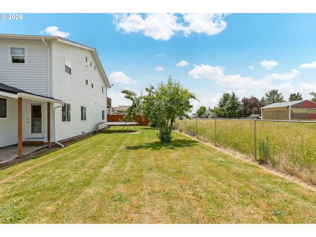 2395 88TH Ave Ne, Salem, OR 97305