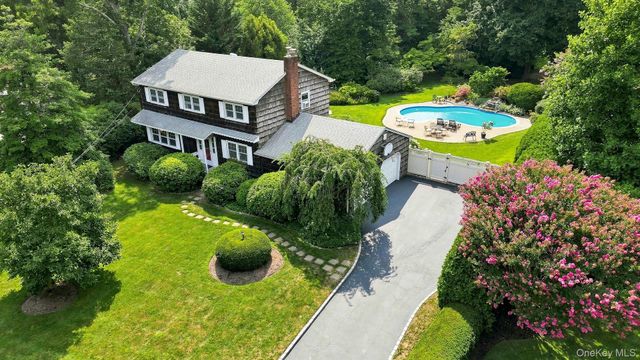 7 Bayberry Lane, Northport, NY 11768