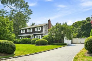 7 Bayberry Lane, Northport, NY 11768