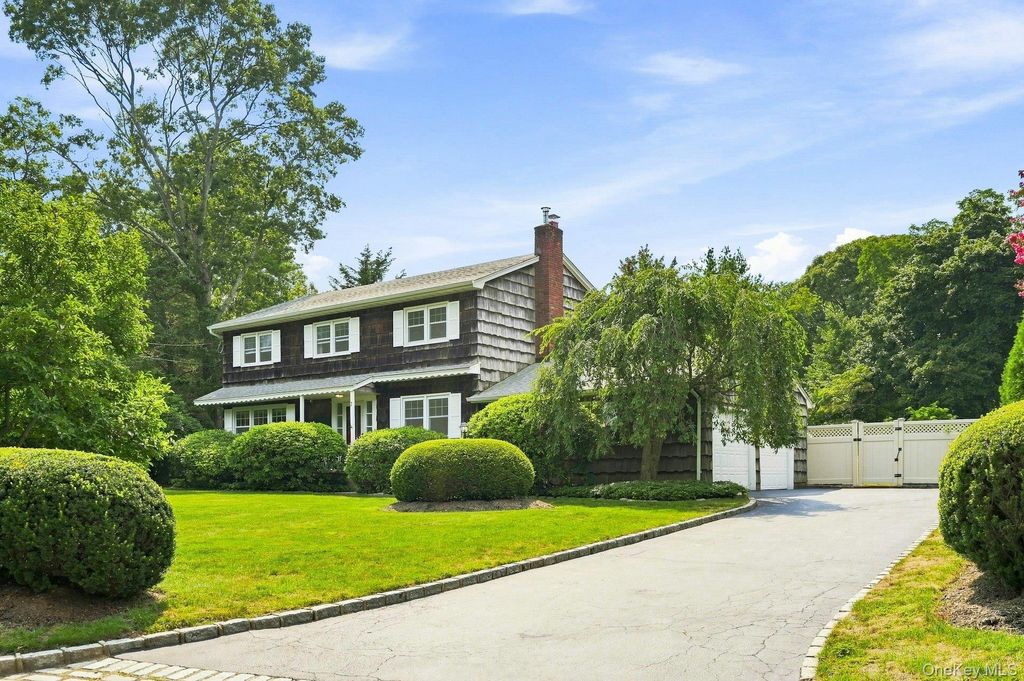 7 Bayberry Lane, Northport, NY 11768
