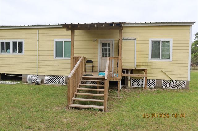 1028 Gun Rose Lane, Columbus, TX 78934