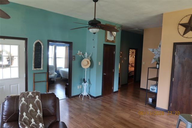 1028 Gun Rose Lane, Columbus, TX 78934