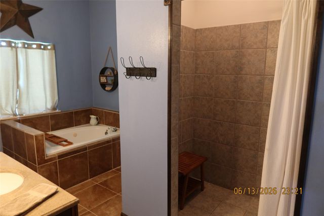 1028 Gun Rose Lane, Columbus, TX 78934