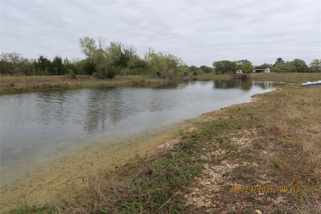 1028 Gun Rose Lane, Columbus, TX 78934