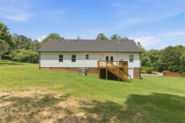 33 King Arthur Dr, Paris, TN 38242