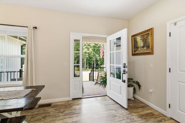 33 King Arthur Dr, Paris, TN 38242