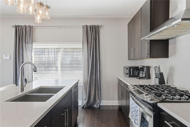 310 Cola St, Mt Washington, PA 15203