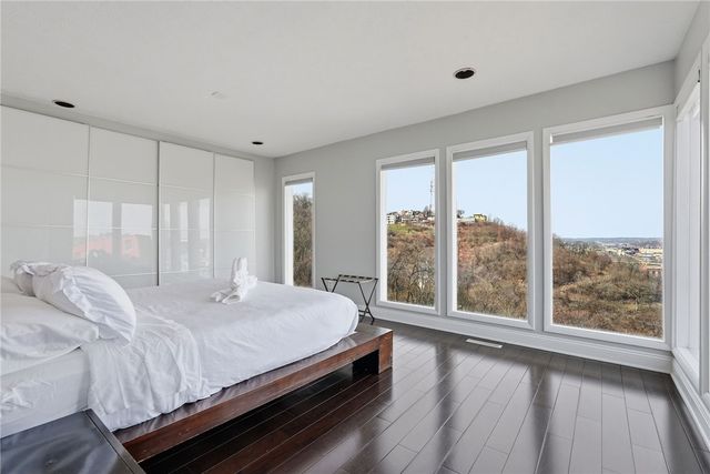 310 Cola St, Mt Washington, PA 15203