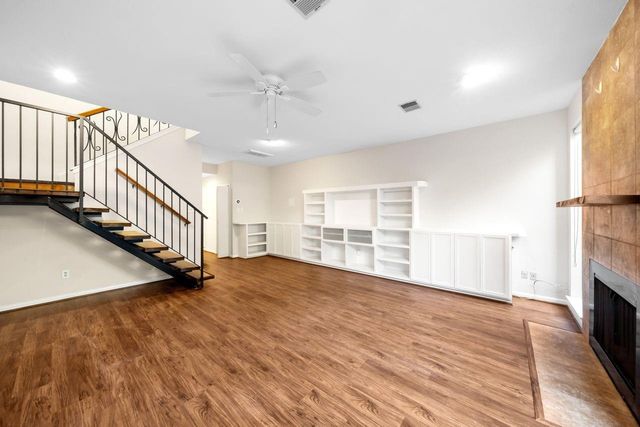 2100 Commonwealth Street G, Houston, TX 77006