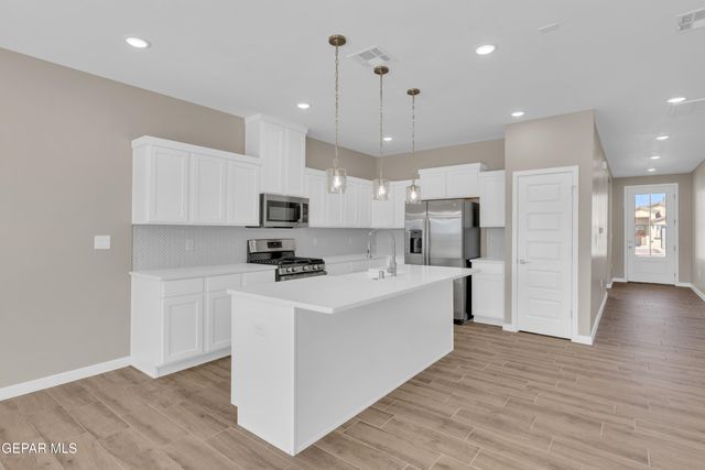 12132 Bahjat Drive, El Paso, TX 79934