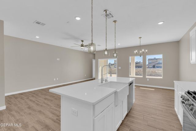 12132 Bahjat Drive, El Paso, TX 79934