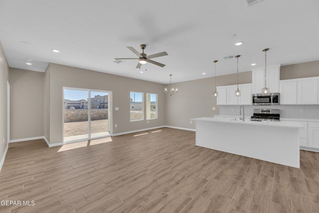 12132 Bahjat Drive, El Paso, TX 79934