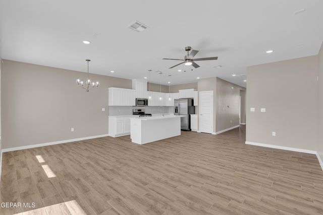 12132 Bahjat Drive, El Paso, TX 79934