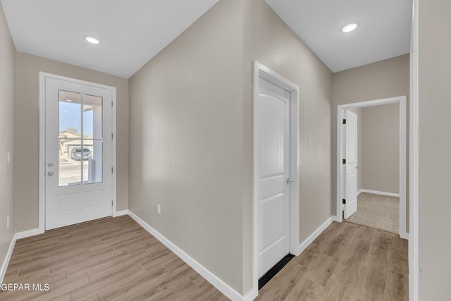 12132 Bahjat Drive, El Paso, TX 79934