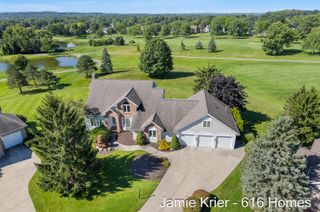 7105 Placid Pointe Court SE, Caledonia, MI 49316