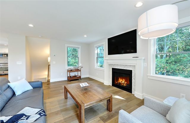 137 Rosebriar Avenue, South Kingstown, RI 02879