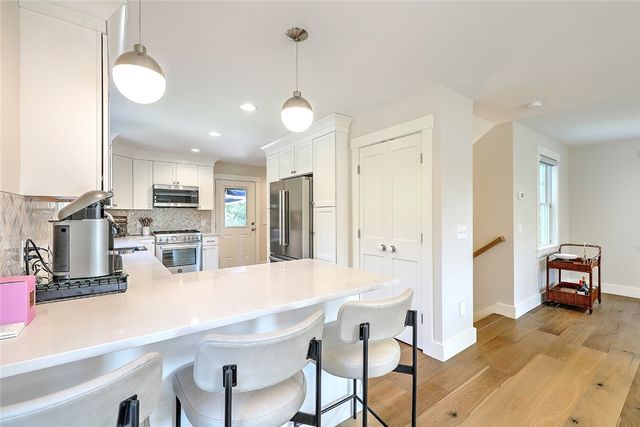 137 Rosebriar Avenue, South Kingstown, RI 02879