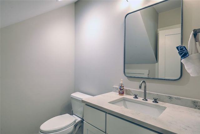 137 Rosebriar Avenue, South Kingstown, RI 02879