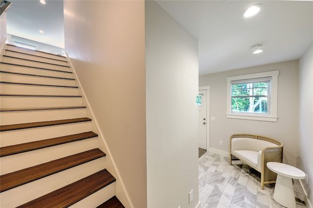 137 Rosebriar Avenue, South Kingstown, RI 02879