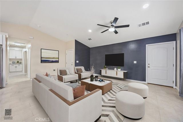 200 Burchfield Avenue, Bakersfield, CA 93307