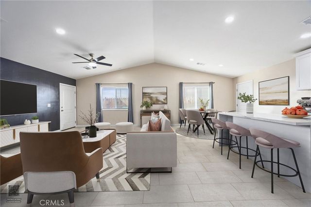 200 Burchfield Avenue, Bakersfield, CA 93307