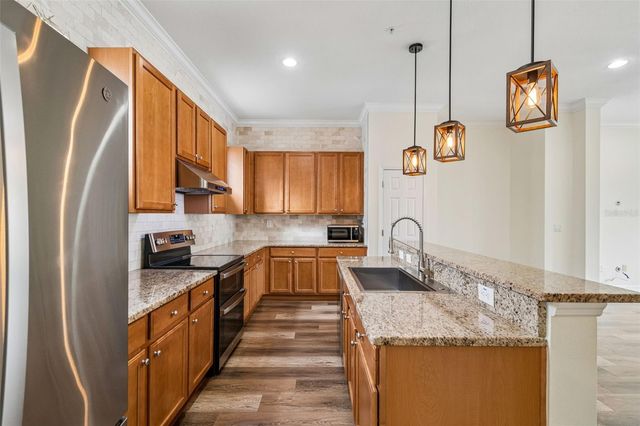4516 BAY SPRING COURT, Tampa, FL 33611