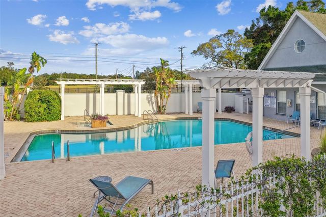 4516 BAY SPRING COURT, Tampa, FL 33611