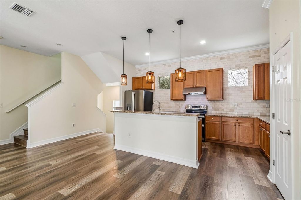 Image 21 of property listing at 4516 BAY SPRING COURT, Tampa, FL 33611