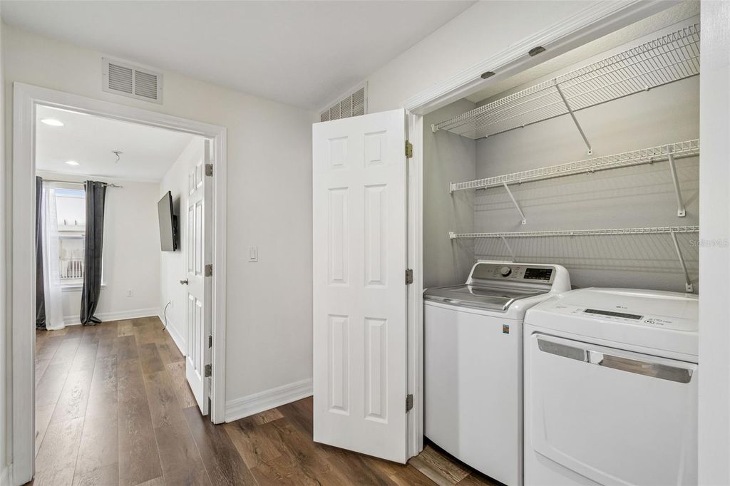 Image 25 of property listing at 4516 BAY SPRING COURT, Tampa, FL 33611