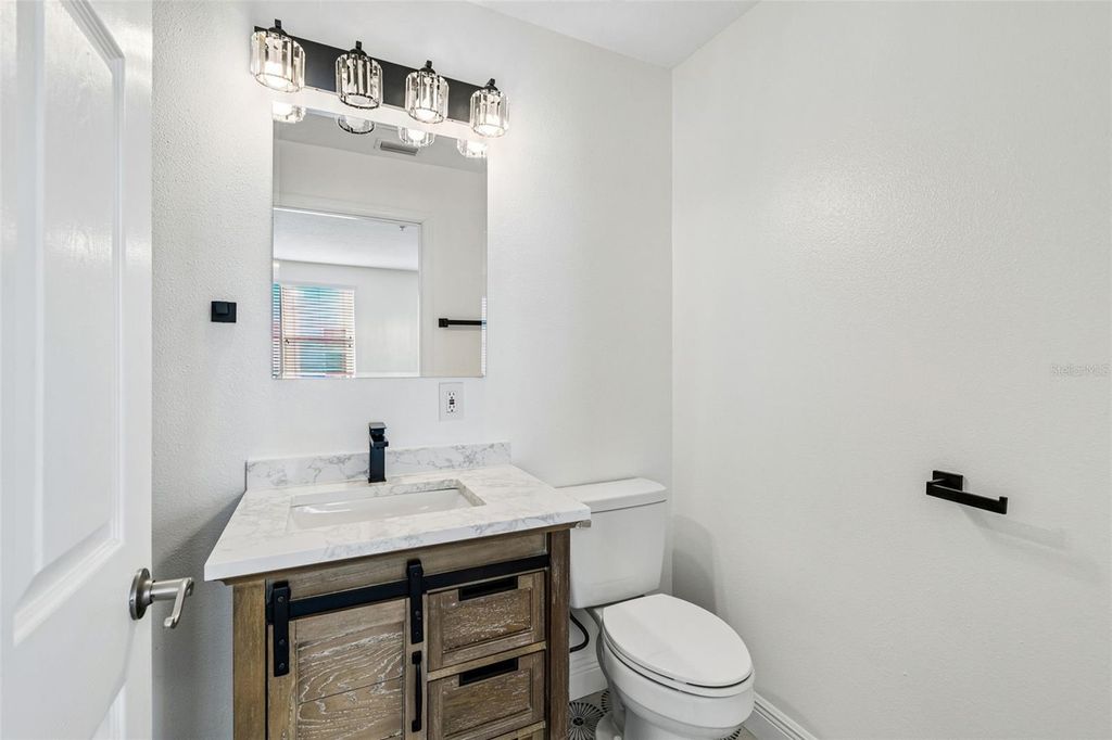 Image 36 of property listing at 4516 BAY SPRING COURT, Tampa, FL 33611