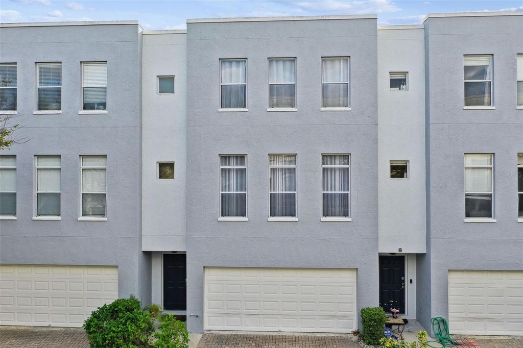 Image 39 of property listing at 4516 BAY SPRING COURT, Tampa, FL 33611